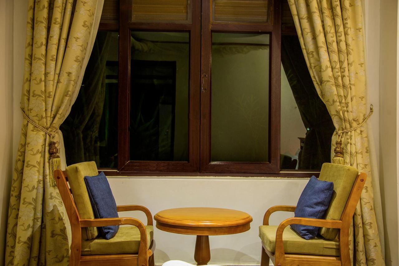 Victoria View Boutique Hotels Kigo エンテベ エクステリア 写真