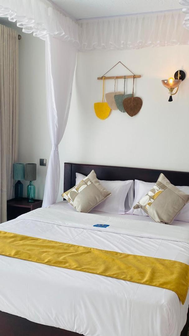 Victoria View Boutique Hotels Kigo エンテベ エクステリア 写真